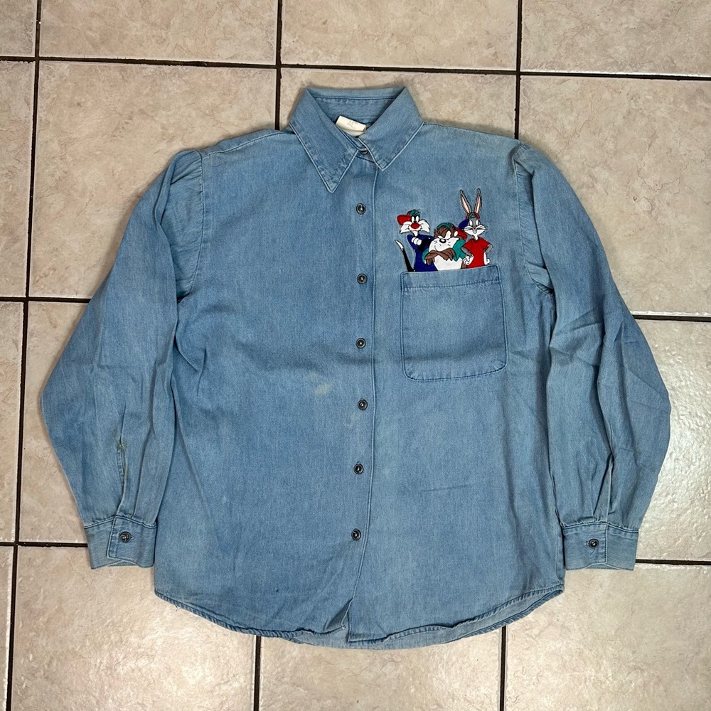 Men’s Size Small Vintage 90s Looney Tunes Characters Button Button Down Shirt